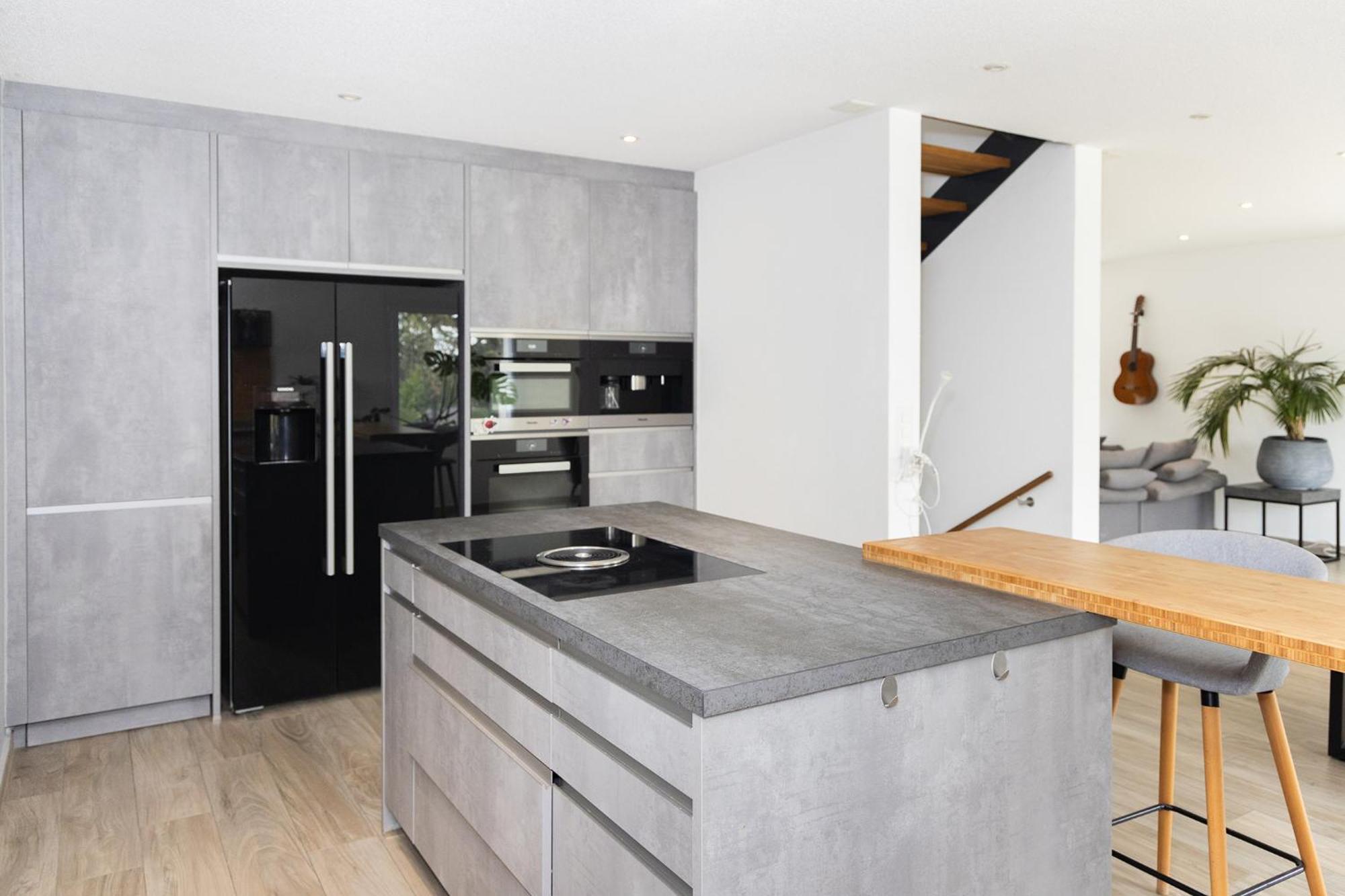 Chambre Lumineuse Dans Une Maison Moderne Apartment Treyvaux Exterior photo